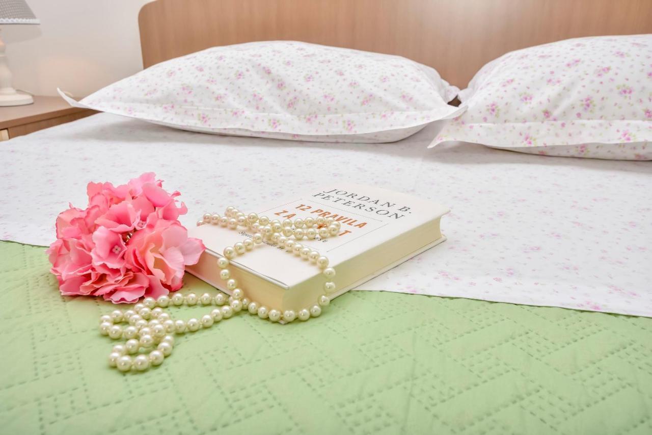 Apartments Anka โรกอซนิซา ภายนอก รูปภาพ
